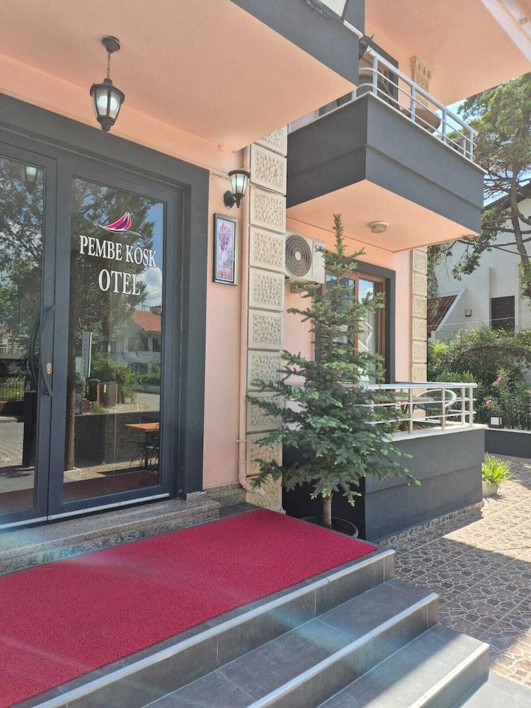 Pembe Köşk Otel