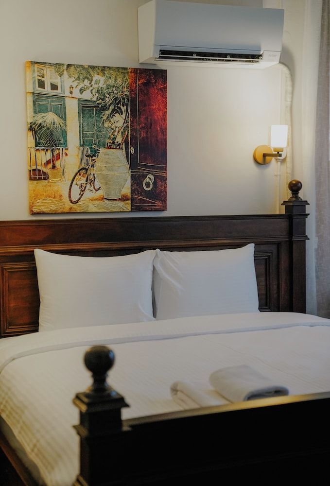 Leila Mansion Hotel Deluxe Double Room 13