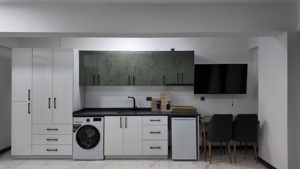 Faraza Rooms Superior Studio Suite, City View 2