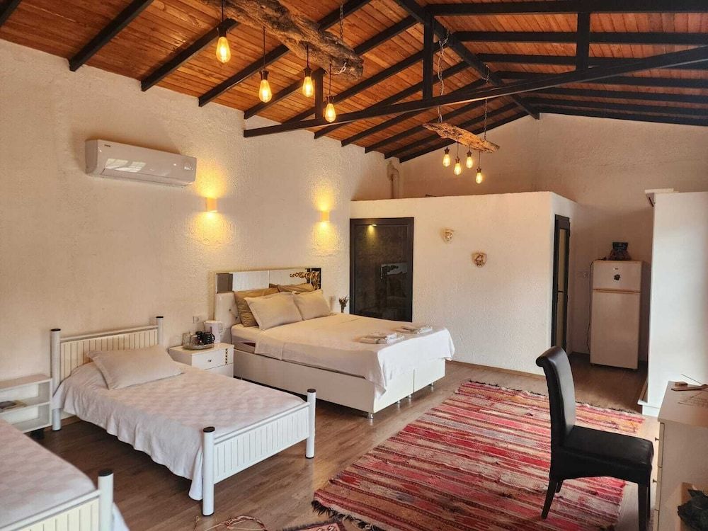 Erdem Ciftligi Ephesus Arena Triple Room, Garden View 2