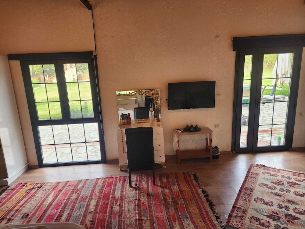 Erdem Ciftligi Ephesus Arena Triple Room, Garden View 4