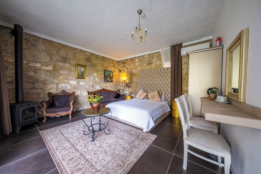 Assosa Country House Deluxe Double Room 5