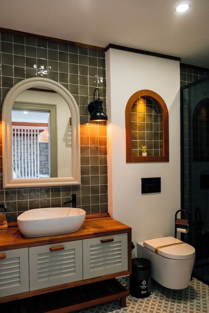 ACC Olives Hotel & Restaurant Comfort Room, Balcony, Garden View 8