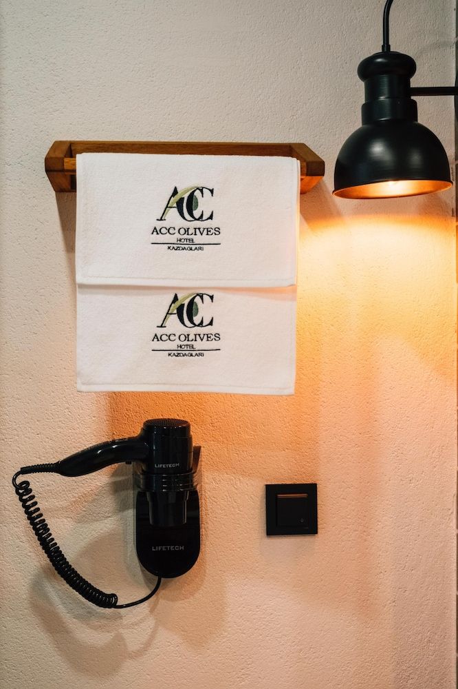 ACC Olives Hotel & Restaurant Comfort Room, Balcony, Garden View 3