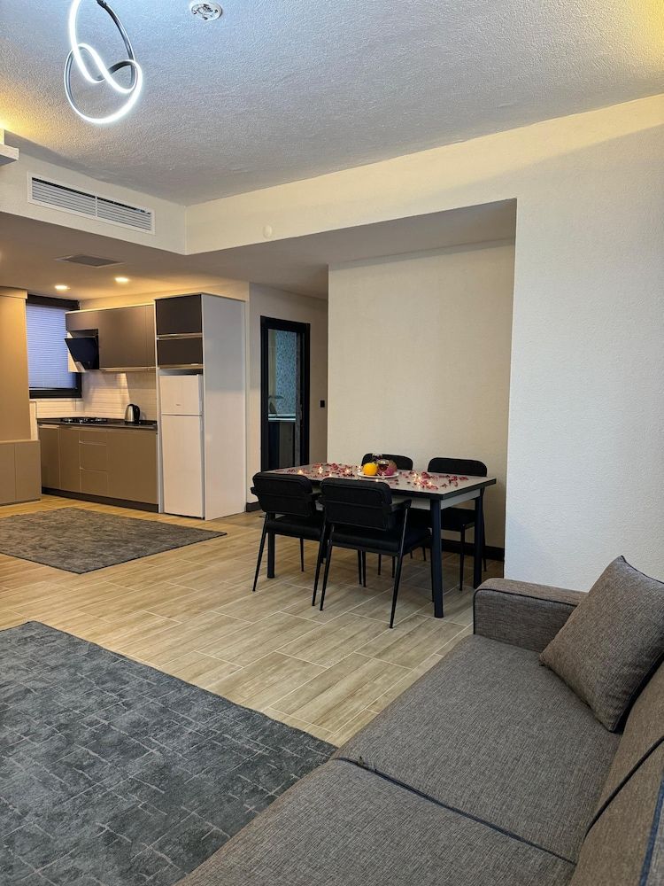 Doğal Termal Suit Family Apartment, City View 4
