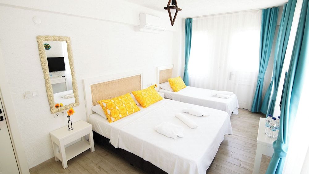 Standard Twin Room, Multiple Beds