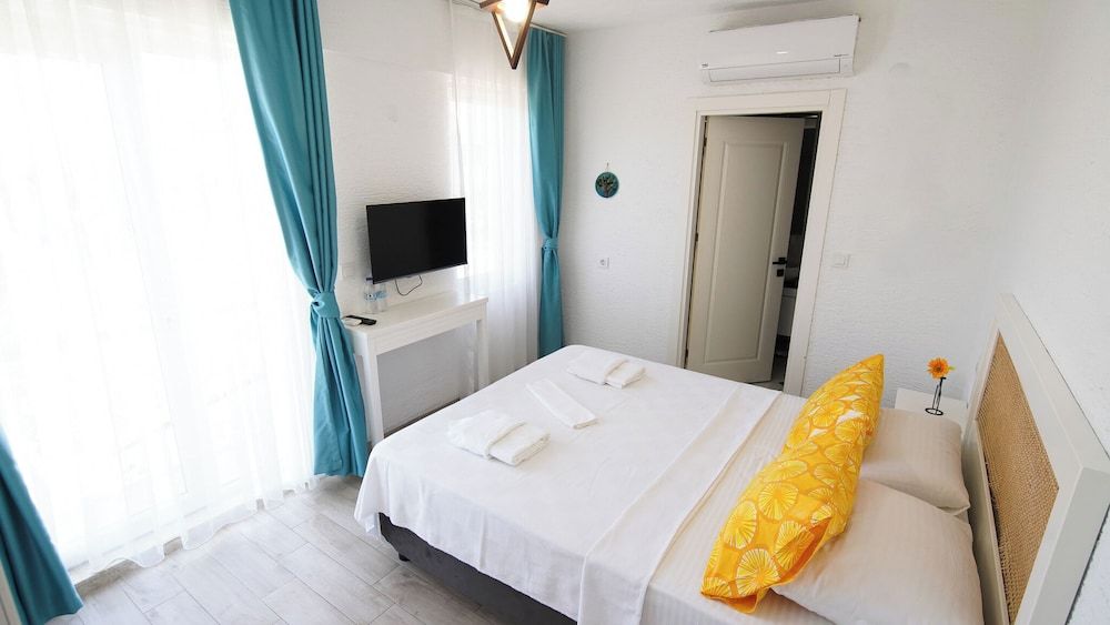 Comfort Double Room, Balcony, Garden View