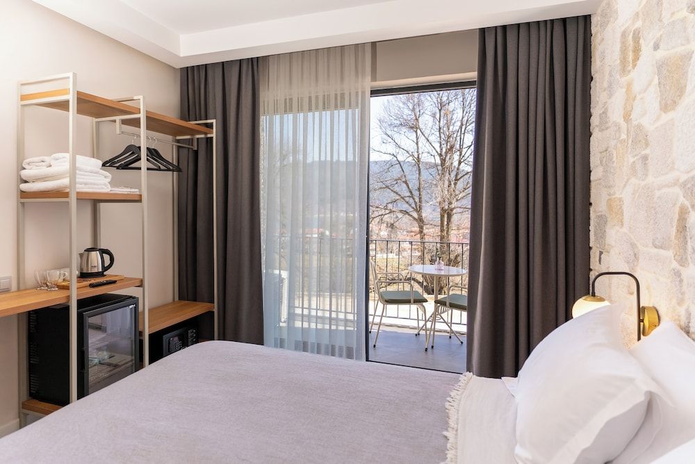 Bade Gölcük Standard Double Room, Balcony, Lake View 2