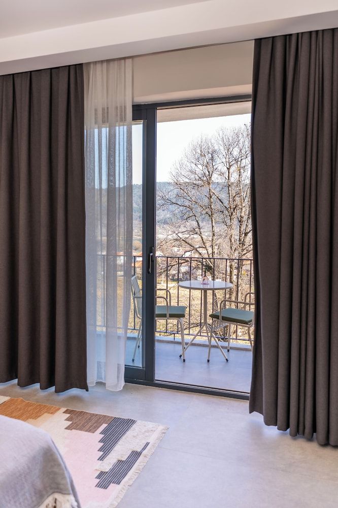 Bade Gölcük Deluxe Double Room, Lake View 3