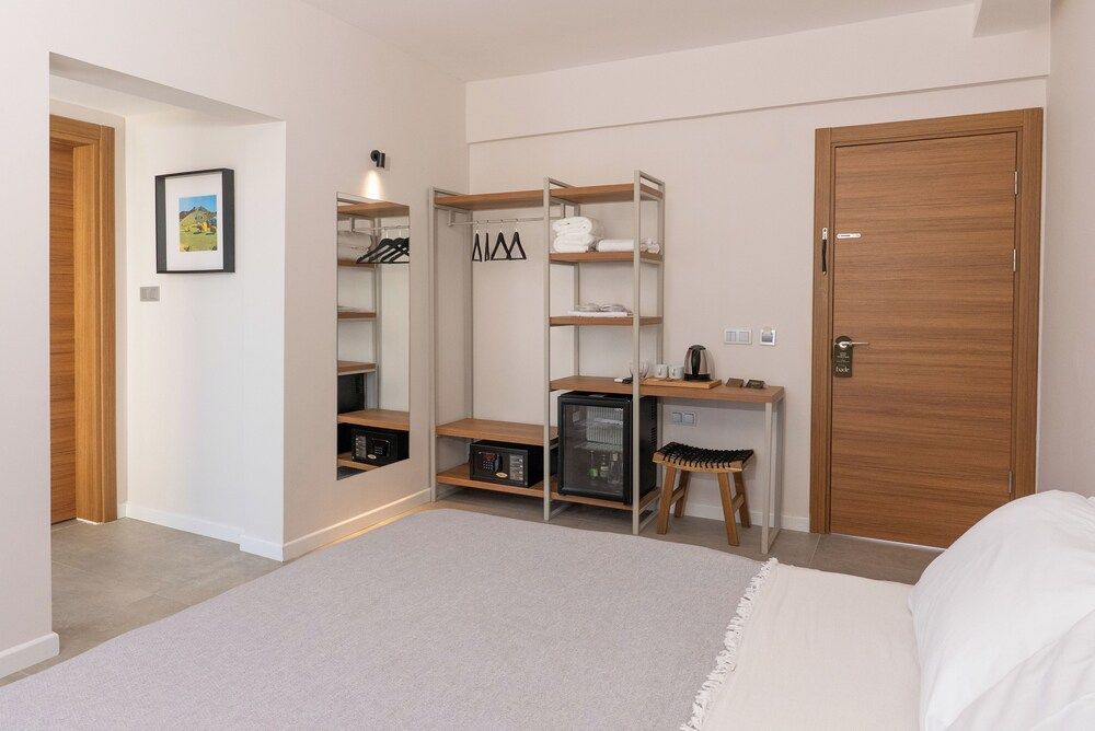 Bade Gölcük Deluxe Double Room, Lake View 2