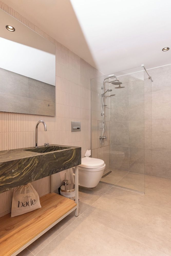 Bade Gölcük Deluxe Double Room, Lake View 5