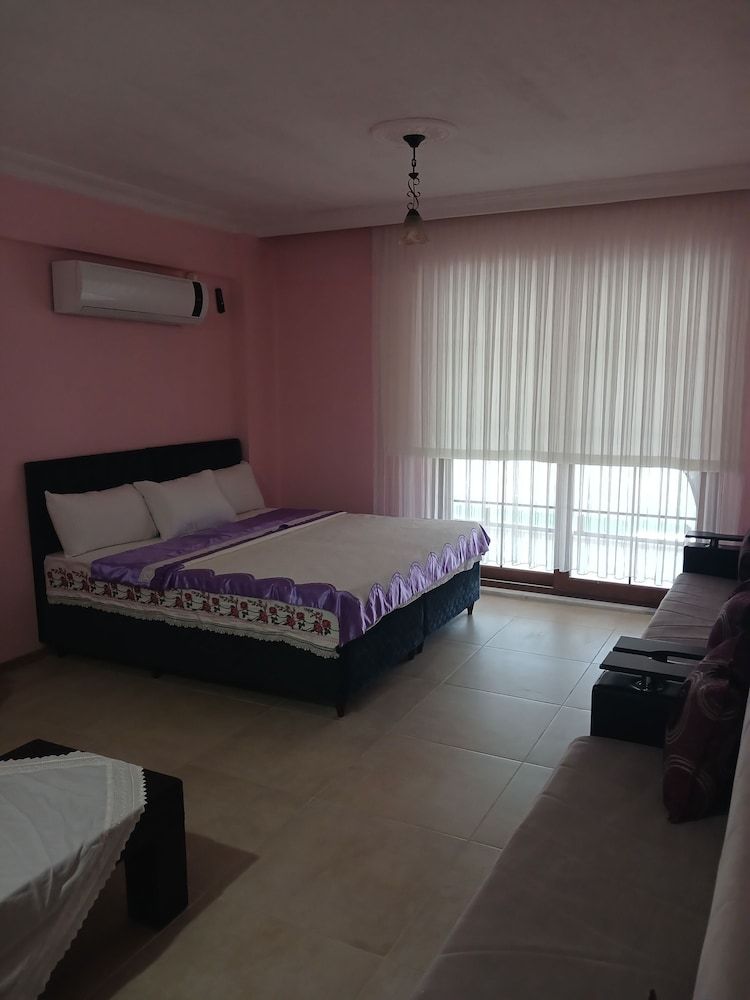 Mehmet Home Comfort Apartment, Balcony, Courtyard View 12