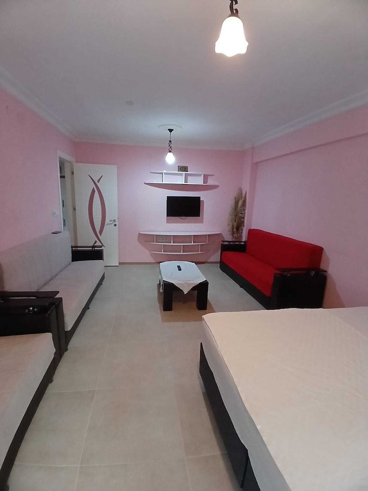 Mehmet Home Comfort Apartment, Balcony, Courtyard View 3