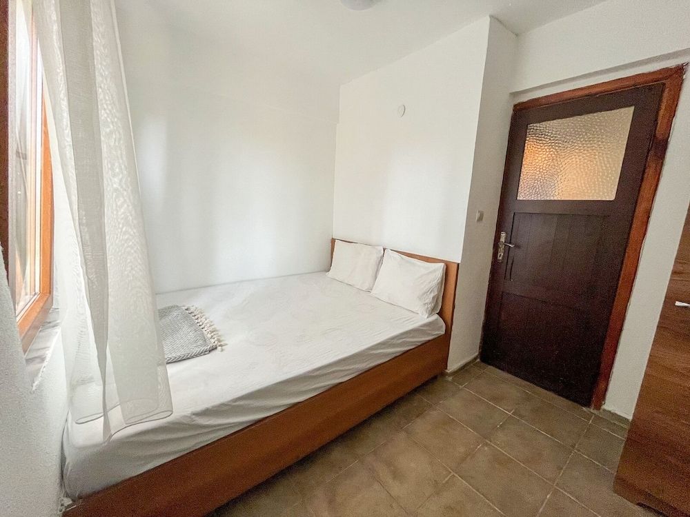 ESEN APART Apartment, Garden View 6