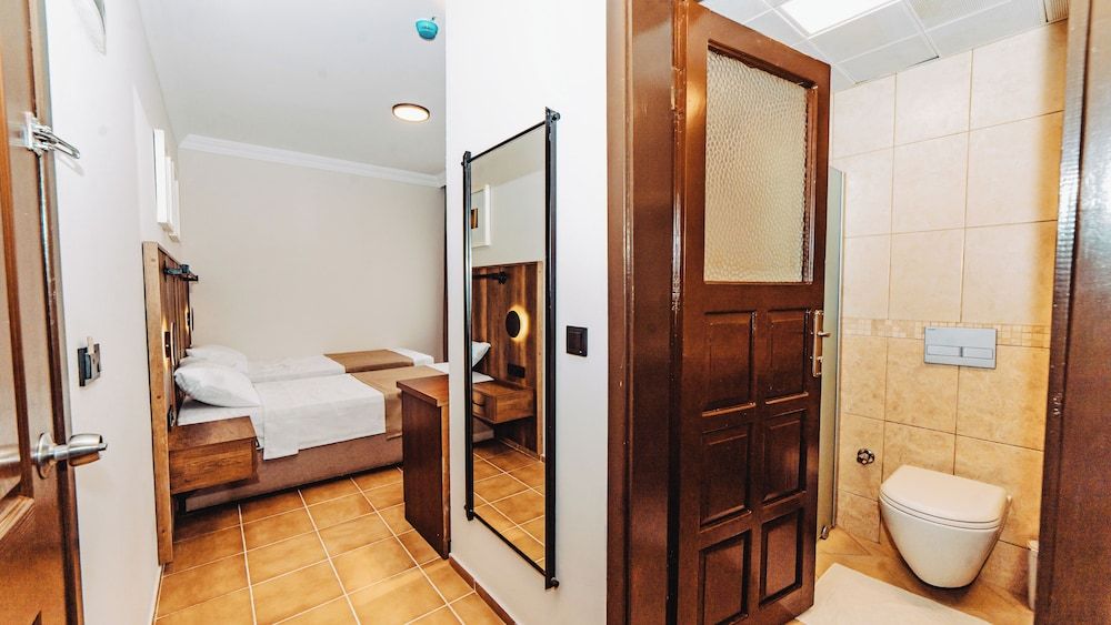 Standard Double or Twin Room, Garden View