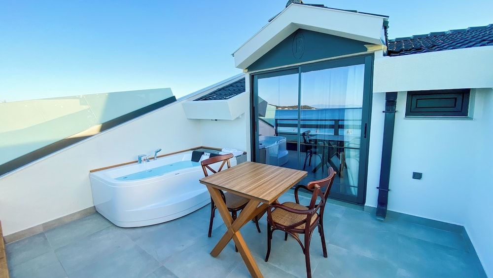 THE PİER OF URLA Comfort Double Room, Garden View 3