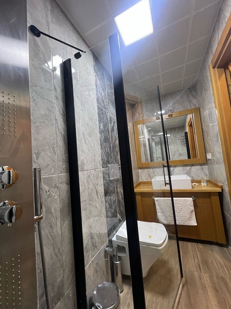 The Port Rooms Standard Double Room 12