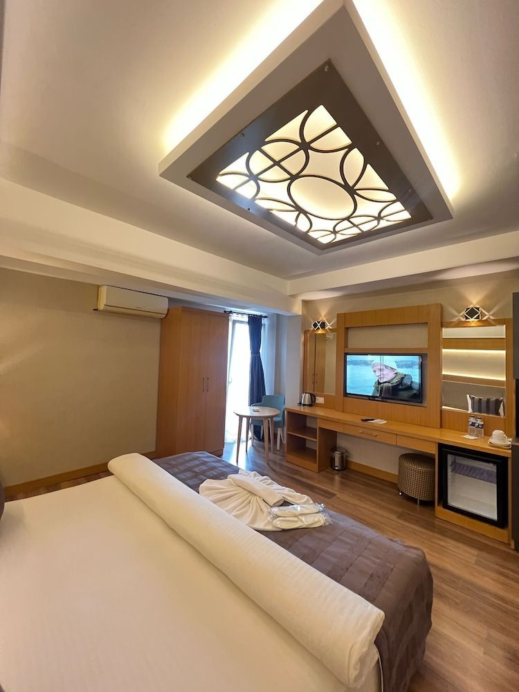 The Port Rooms Standard Double Room 2