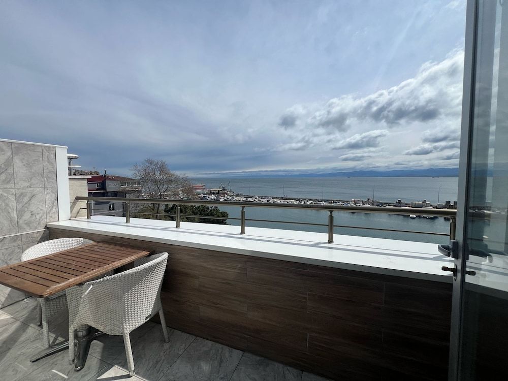 The Port Rooms Standard Double Room, Balcony, Sea View 7