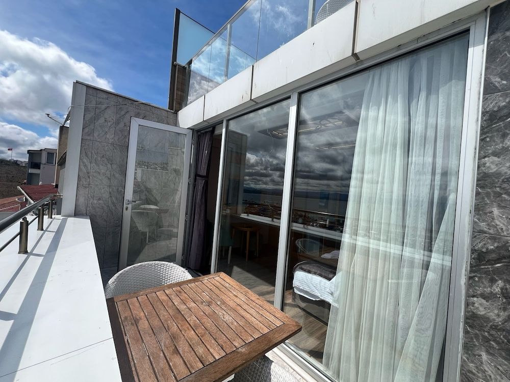 The Port Rooms Standard Double Room, Balcony, Sea View 6