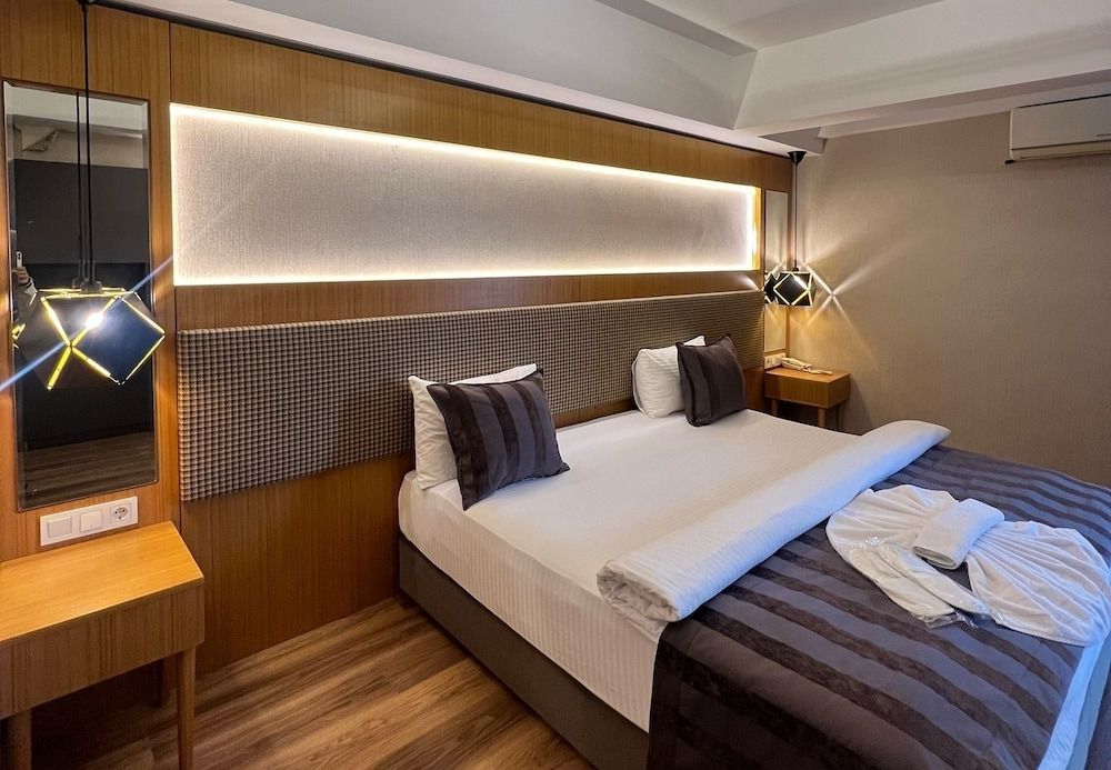 The Port Rooms Standard Double Room 6