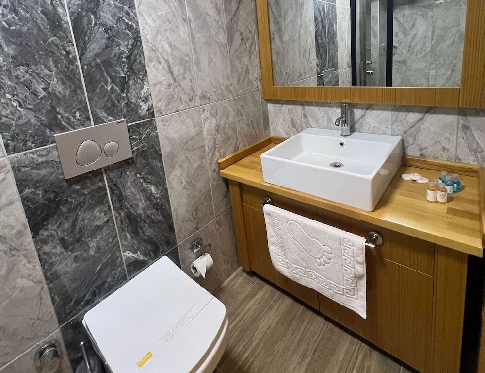 The Port Rooms Standard Double Room 9