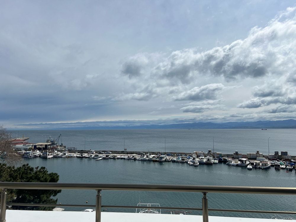 The Port Rooms Standard Double Room, Balcony, Sea View 8