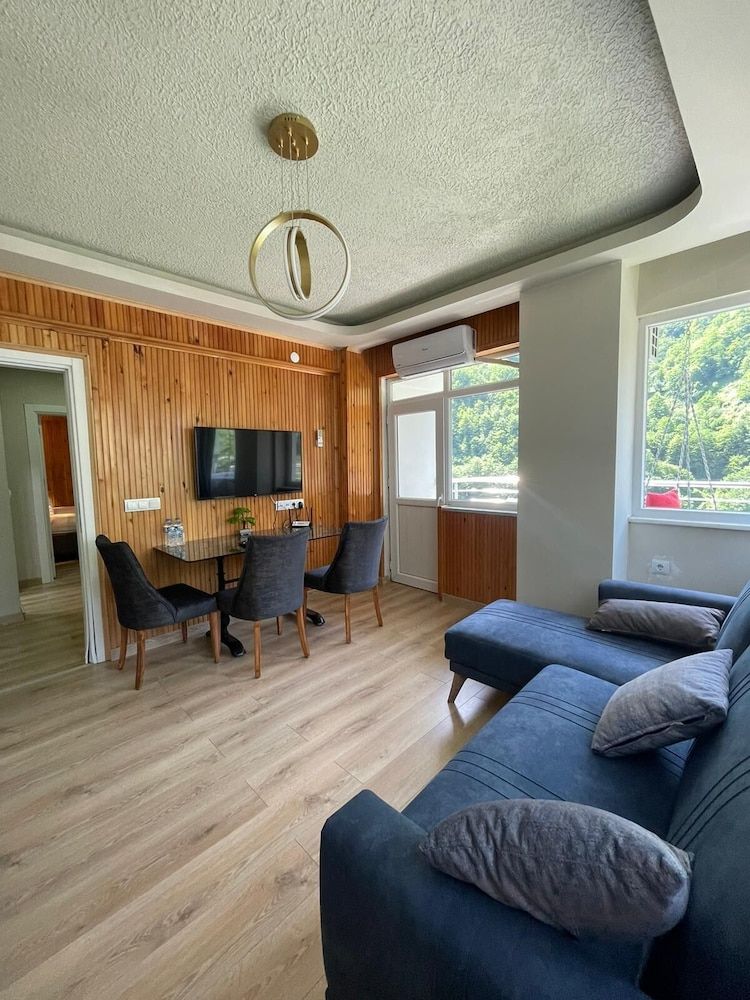 EL'A APART HOTEL Family Apartment, Balcony, Valley View 10