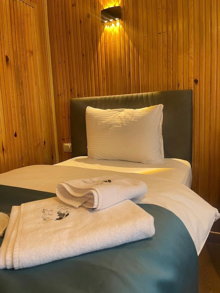 EL'A APART HOTEL Family Apartment, Balcony, Valley View 5