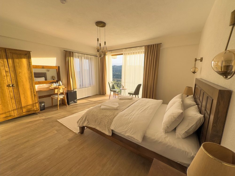 Bona Dea Butik Otel Classic Room, Mountain View 2