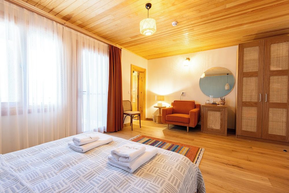 Ida Trio Double Room - Partial Sea View 11