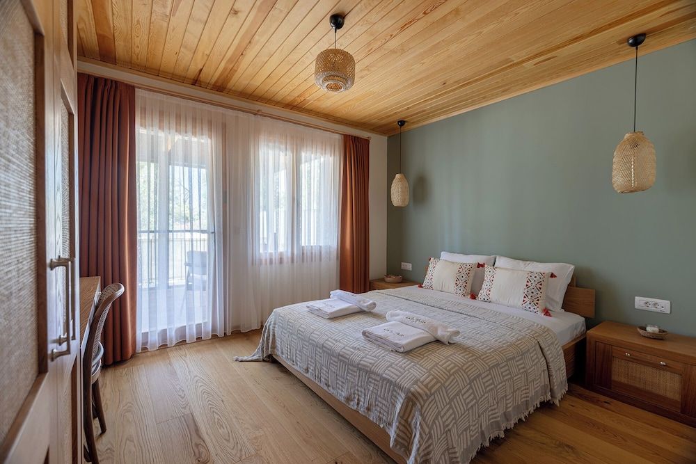 Ida Trio Double Room - Partial Sea View 5