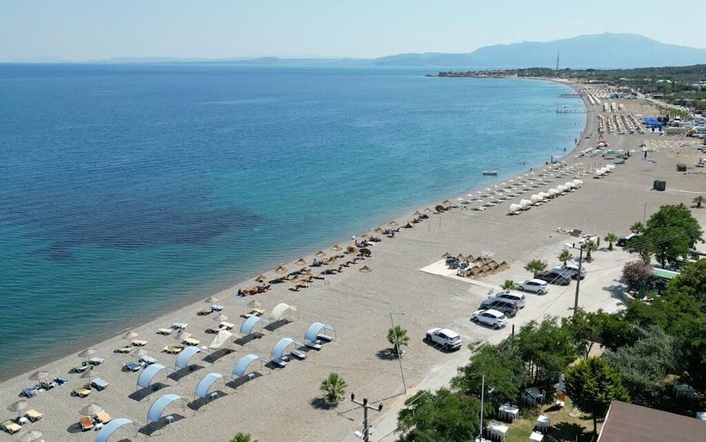 Blue Park Assos