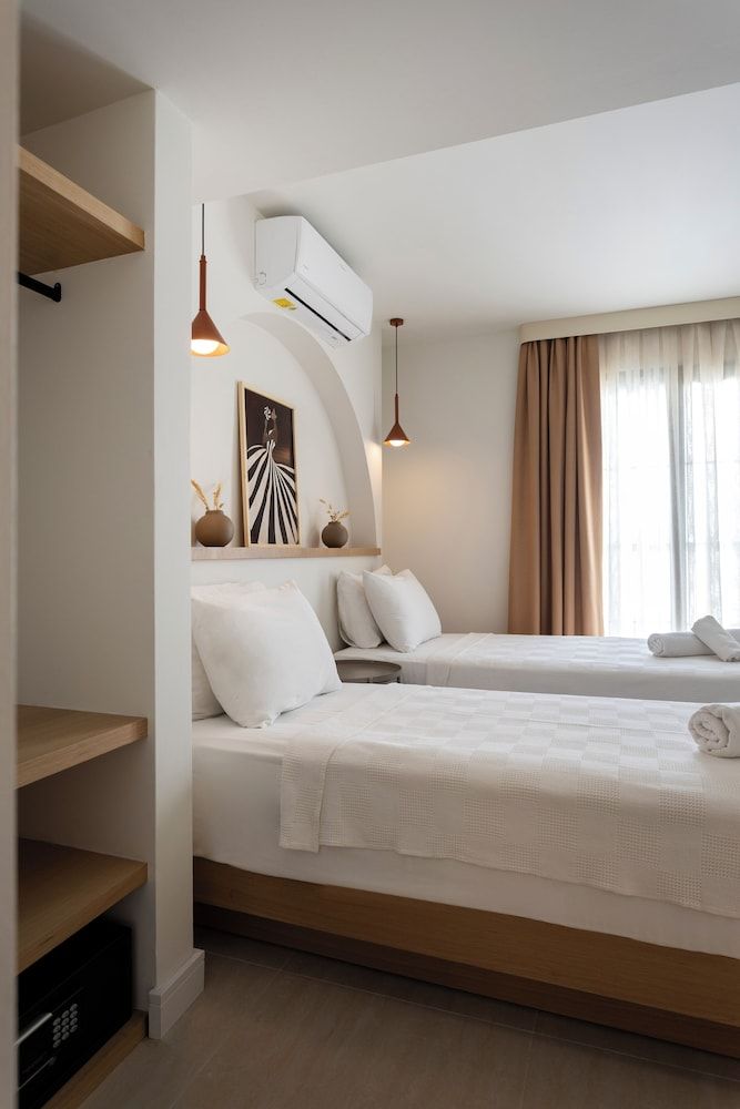 Casa Dalida Boutique Hotel Twin Room 11