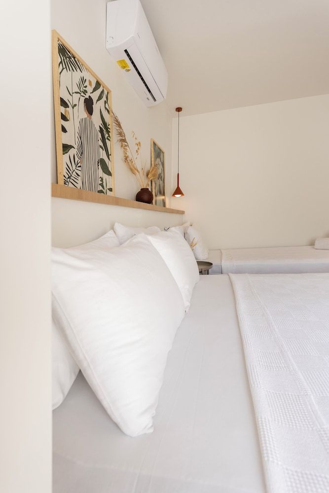 Casa Dalida Boutique Hotel Triple Room 5