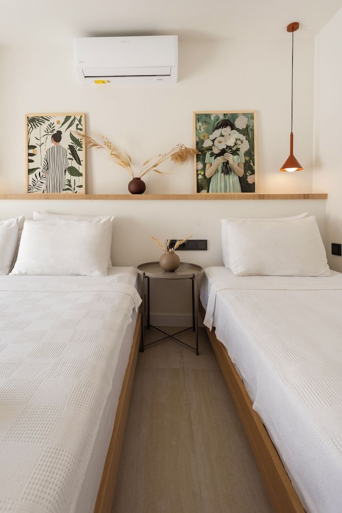 Casa Dalida Boutique Hotel Triple Room 7