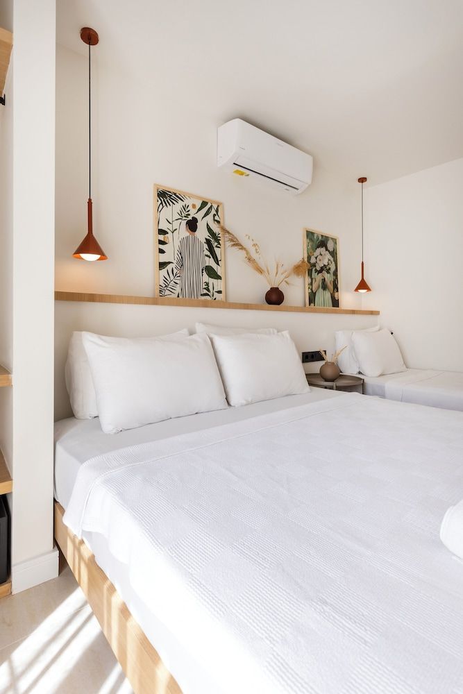 Casa Dalida Boutique Hotel Triple Room 4