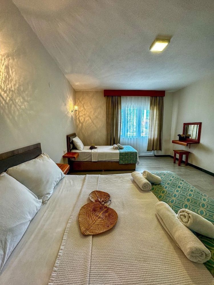 Ergül Motel Double Room, Balcony, Garden View 2