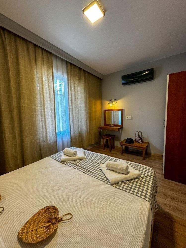 Ergül Motel Family Bungalow, Balcony, Garden View 6