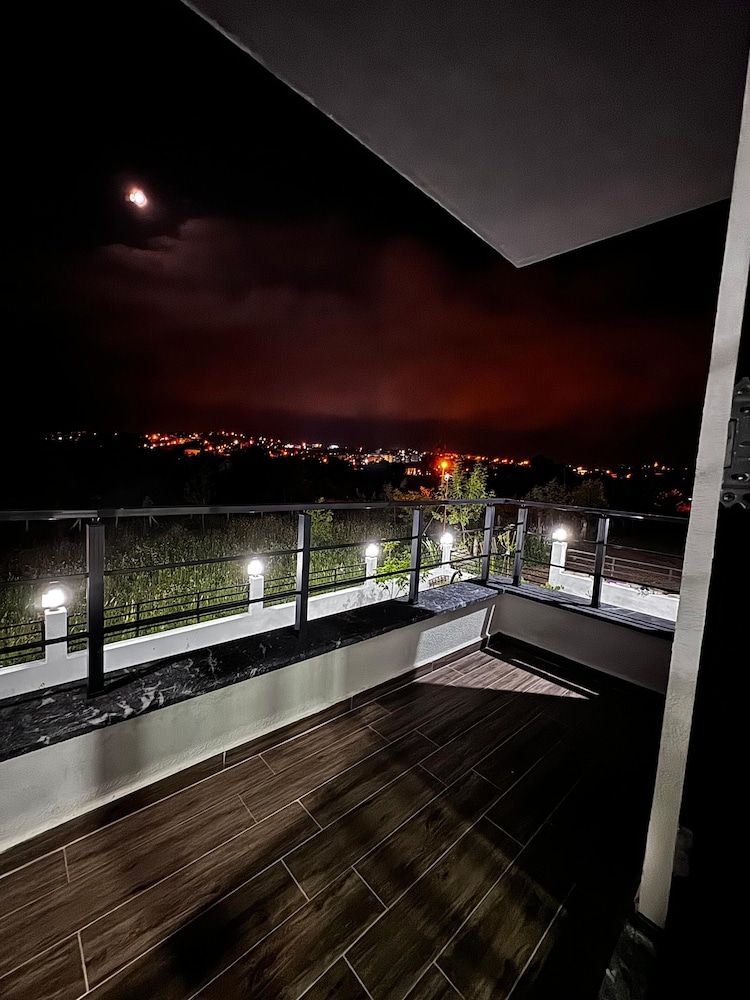 ALANÇA SUIT Deluxe Apartment, Balcony, Sea View 13