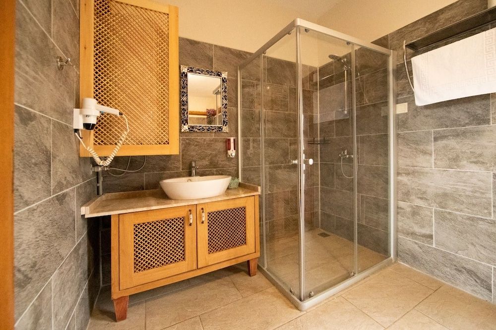 Portofino Boutique Hotel Deluxe Room, Sea or Mountain View, Jacuzzi 14