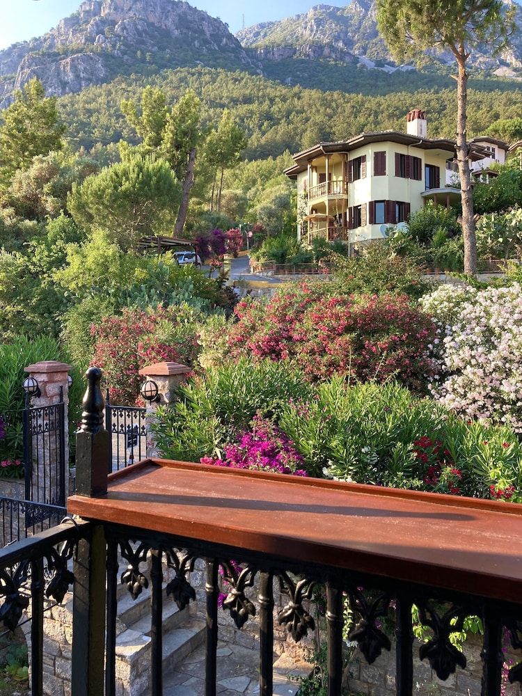 Portofino Boutique Hotel Deluxe Room, Sea or Mountain View, Jacuzzi 10