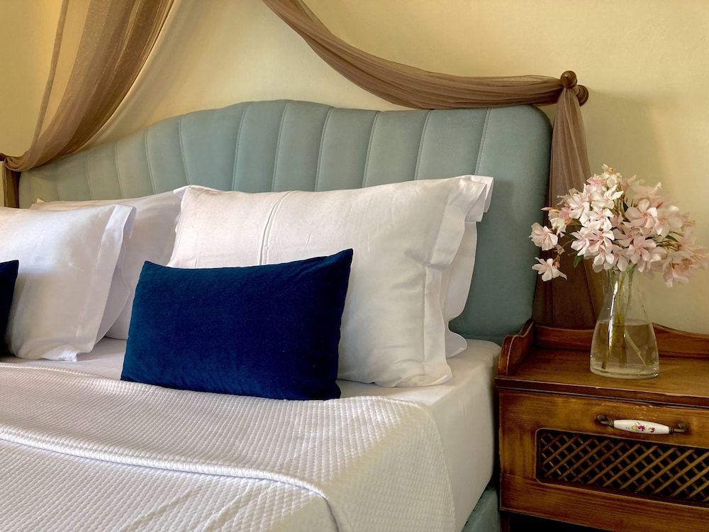 Portofino Boutique Hotel Deluxe Room, Sea or Mountain View, Jacuzzi 4