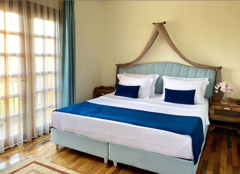 Portofino Boutique Hotel Deluxe Room, River View 10