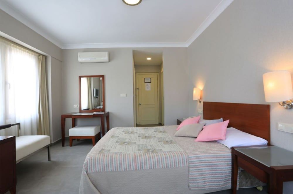 Summer Otel Standard Double or Twin Room, Sea View 2