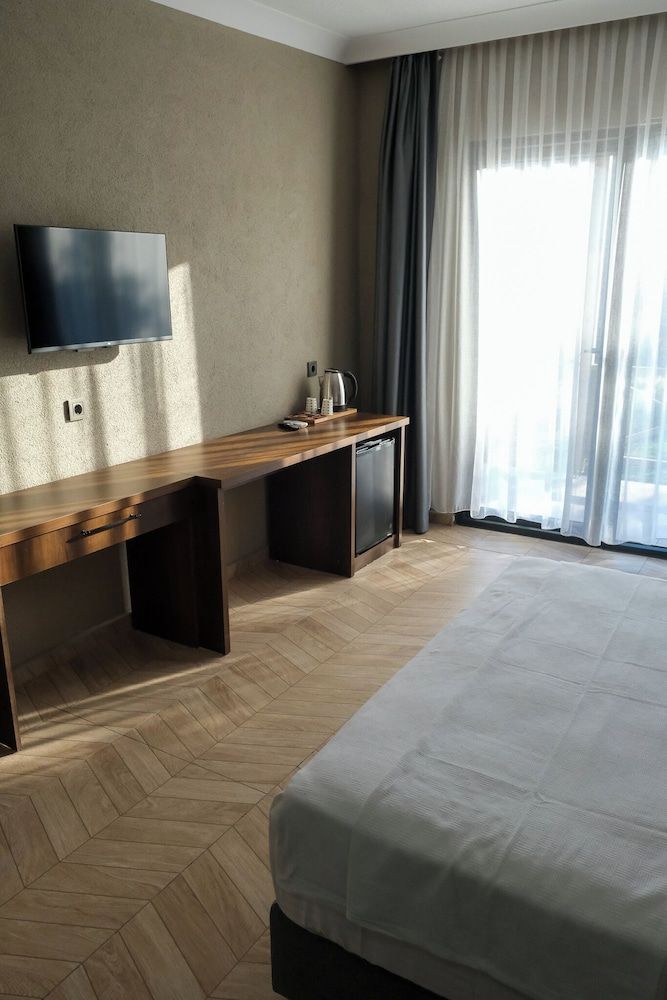 Gargaron Beach Hotel