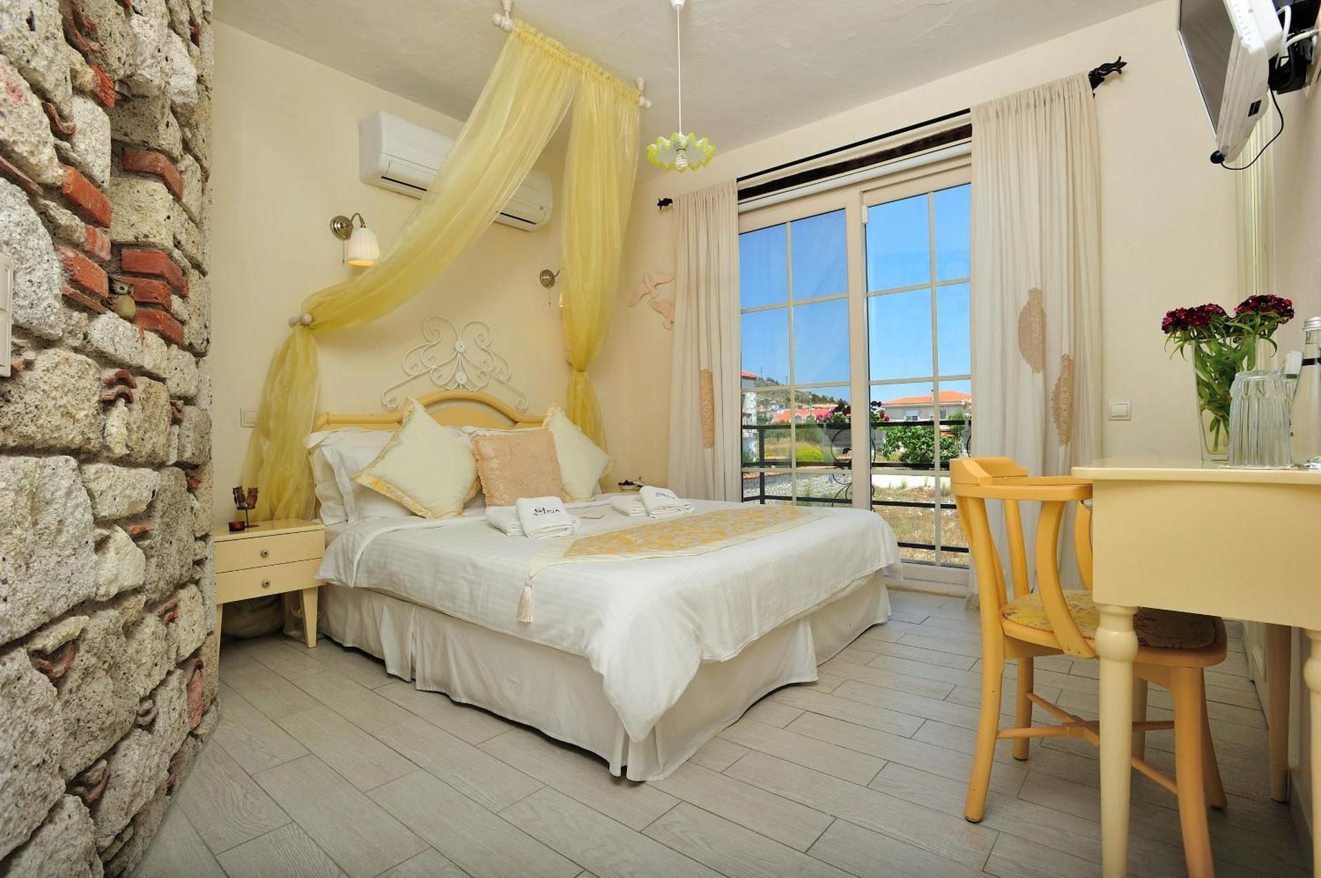 Standard Double or Twin Room with Balcony