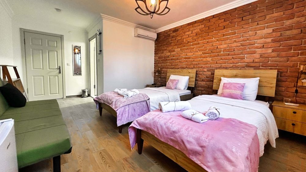 Adayel Otel & Bağ Evi Iki Ayri Yatakli Bodrum Kat Deluxe Oda 3