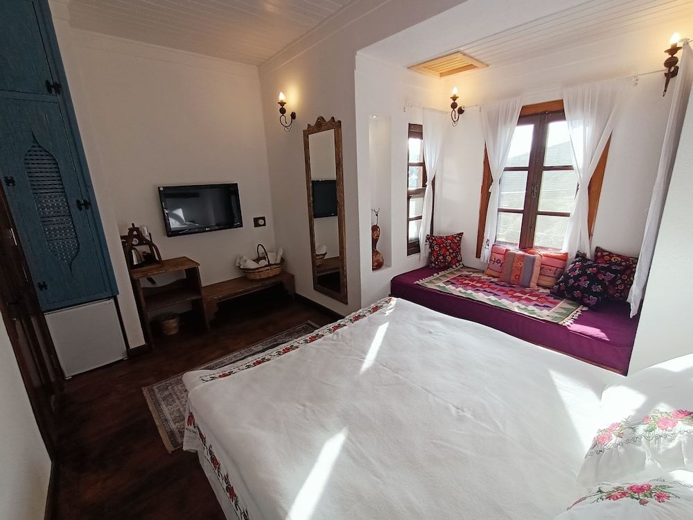 Puli Stone Houses Comfort Triple Room, Multiple Beds, Non Smoking, Mountain View 7