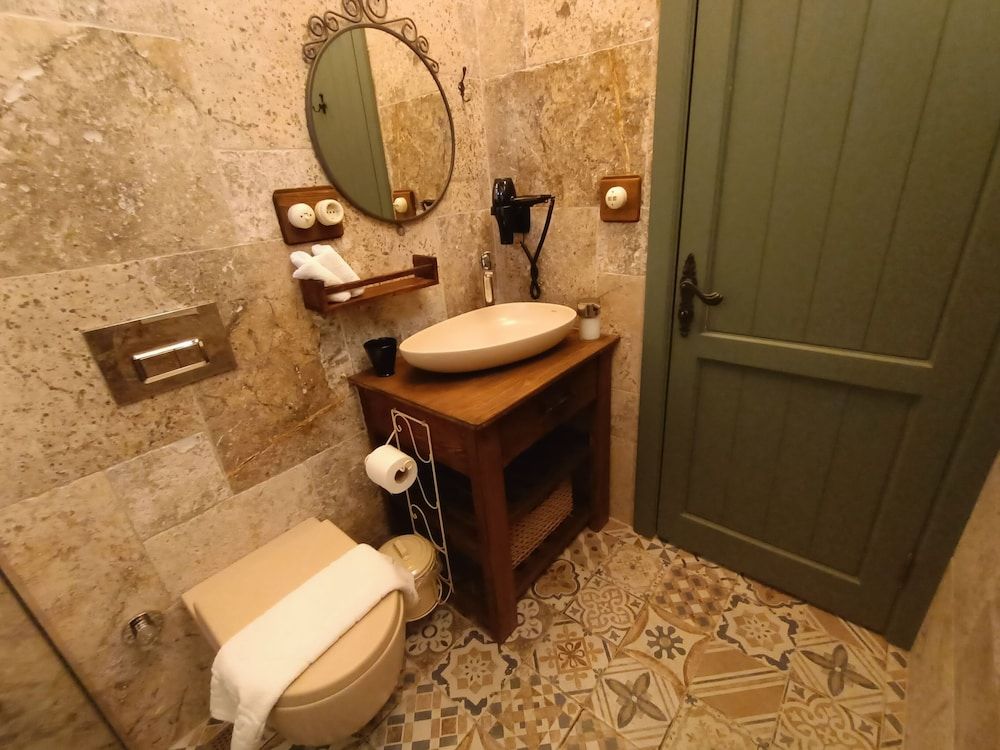 Puli Stone Houses Deluxe Quadruple Room, Mountain View 15